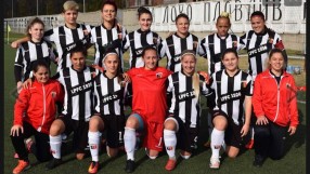 Грозни сцени в женския футбол, обиждаха и замеряха с предмети момичетата на 