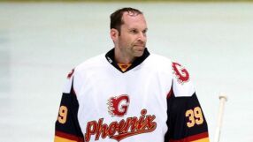 Петер Чех си намери нов отбор. Не е футболен