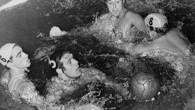 Напусна ни легендата на водната топка Тома Томов