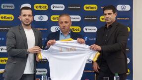 Официално: Илиан Илиев пое националния отбор (ВИДЕО)