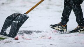 Пак отлагат ЦСКА - Етър, засега с час