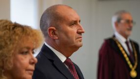 Конституционният съд ще разгледа оставката на Румен Радев като президент