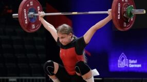 Украинка избяга от подиума! Снимка с рускиня? Не и този път!