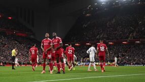 42 дни по-късно: Ливърпул си припомни какво е шампионатна победа