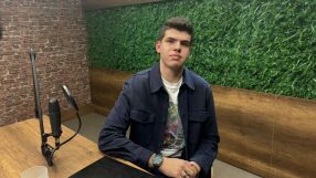 Младите будители: На 18 години той създава софтуер за превод на жестов език 