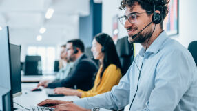 След AI: Идва ли краят на кол центровете?