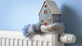 Милиони живеят в студени домове: Къде е най-голяма енергийната бедност?