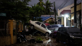 Смъртоносен тайфун във Филипините: 26 души са се удавили (СНИМКИ)