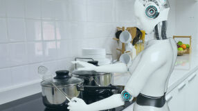 Този робот може да сготви 120 ястия на час без персонал, замествайки целия ресторант 