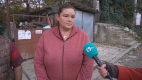 &quot;С три заема започна укрепването&quot;: Семейство действа само, след като водният цикъл подкопава основите на дома им