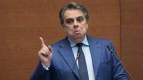 Асен Василев: Нито едно правителство досега не си е позволявало такъв рекет и удар върху българите