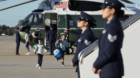 След доставка на съмнителен пакет: Служители в американската военновъздушна база „Андрюс“ се разболяха