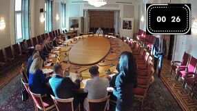 „Откривам“. „Няма против“: Комисия в НС гласува законопроект за „Ликойл“ за 26 секунди (ВИДЕО)