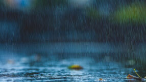 Жълт код за порои в крайните южни райони на две области в понеделник – 10 ноември