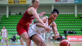 9000 км за 7 дни — баскетболистките ни са под пара (ВИДЕО)