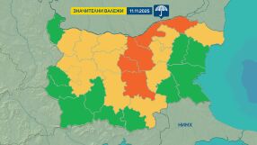Порои и наводнения в Гърция, у нас - оранжев код за значителни валежи утре (ВИДЕО)