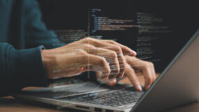 Казваш, AI пише: Как vibe coding се превърна в дума на годината