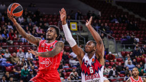 Апоел впечатли с над 100 точки и кош от центъра в София (ВИДЕО)