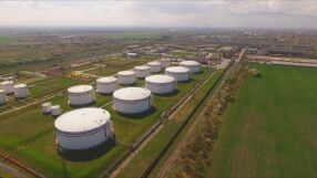 Спор за управлението на „Лукойл“: Радев и Борисов в задочна полемика за особения управител