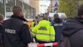 Трамвай блъсна момиче на &quot;Граф Игнатиев&quot; в София (ВИДЕО)