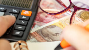 На прага на еврото: България с най-ниски заплати в ЕС, близо 2,5 пъти под средното