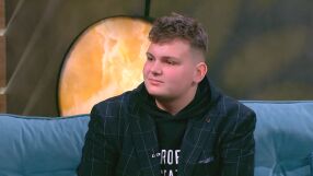 Той спечели 10 000 лв. в „Стани Богат“: Ученик от Дупница ще напише книга за училището си