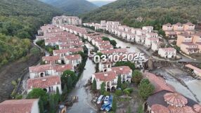 Там, където бетонът отстъпи място на водата: Как изглежда „Елените“ 40 дни след потопа?