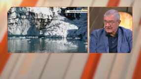 Антрактида обединява история, природа и българските ни полярници в новата книга на проф. Христо Пимпирев