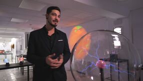 Когато науката срещне изкуството: Музей разказва за природни явления - чрез магията на светлината 