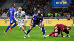 "Скуадра адзура" катастрофира тежко насред Милано