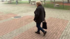 Коледни бонуси за пенсионерите под въпрос: &quot;Kакво искаш? Tо няма пари държавата, ти искаш надбавки&quot;