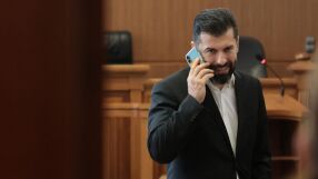 Кирил Петков се яви в Софийския градски съд заради ареста на Бойко Борисов