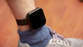 По-добра защита за жертвите на домашно насилие в Германия: Насилниците ще носят електронни гривни