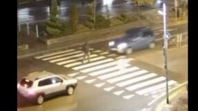 Блъснаха трудноподвижен мъж на пешеходна пътека в София 