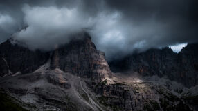 ПСС: Лошо е времето в планините – мъгли, ураганни ветрове и ниски температури