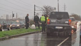 Арестуваха шофьор без книжка в Бургас, карал колата си със свалени номера