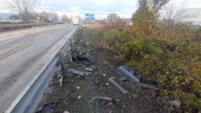 Семейство загина в тежка катастрофа край Пловдив, единственото оцеляло дете е тежко ранено (ВИДЕО)