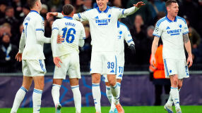 Копенхаген първо награди феновете на Кайрат и после ги наказа