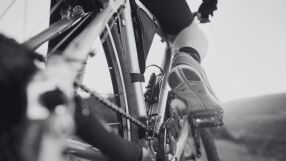 Велосипедист почина на пътя край Зърнево след падане с колело и последвал удар от кола