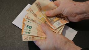 Безпрецедентна полическа ситуация: Връщат бюджета назад. Какво предстои?