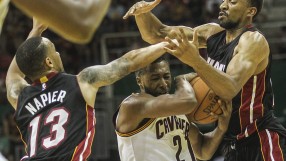 Торонто победи Кливланд и намали изоставането си в серията 