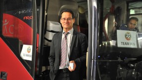 Déjà vu: шофьорът от 1993 пак вози националите 