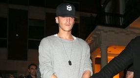 Месут Йозил празнува рожден ден с Джъстин Бийбър