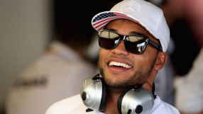 Хамилтън стартира първи в САЩ