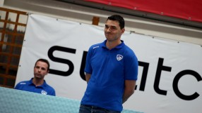 Андрей Жеков заменя Владо Николов начело на 