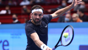 Димитров на 1/4-финал във Виена след престижна победа срещу Циципас