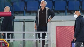 Kогато нямаш билет, а отчаяно искаш да гледаш мач (ВИДЕО)