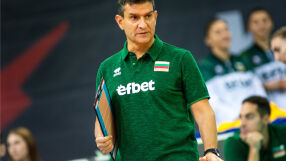 След волейболния крах: Мичели иска да остане начело на 