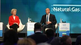 Урсула фон дер Лайен поздрави Радев за изборната победа