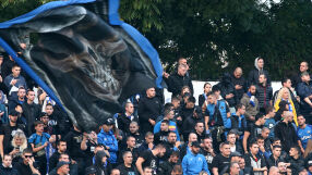 Глоби, гипс и спукана глава след 